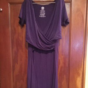 Kindred Bravely Angelina Purple Maternity Nursing Dress Nightgown Women's M